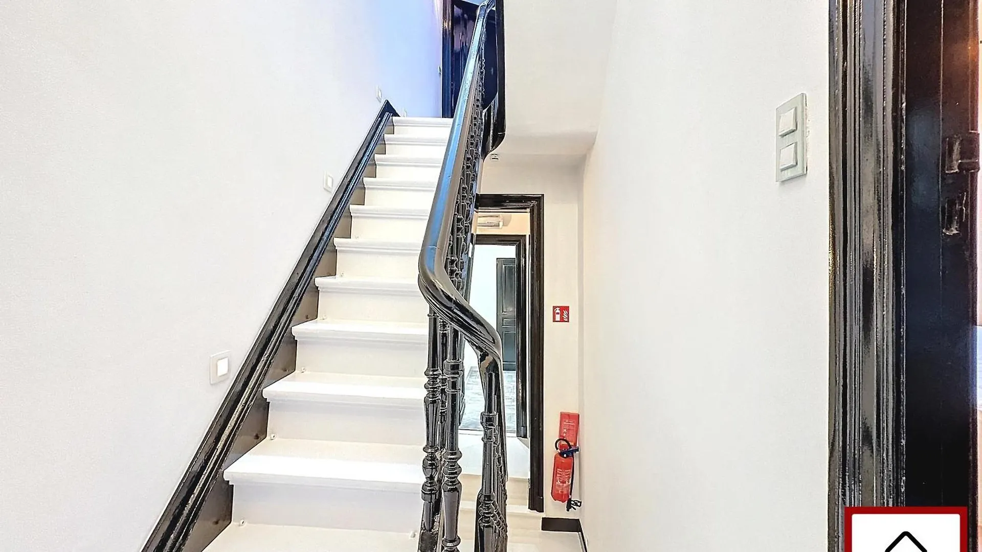 Le Coeur D'Anvers - Architectural Townhouse アントウェルペン